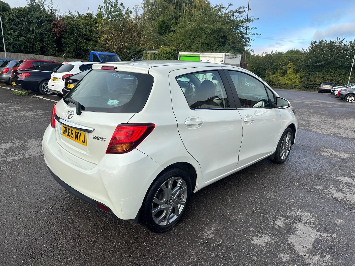 Used Toyota Yaris 2015 for sale - 75990416: Photo 7