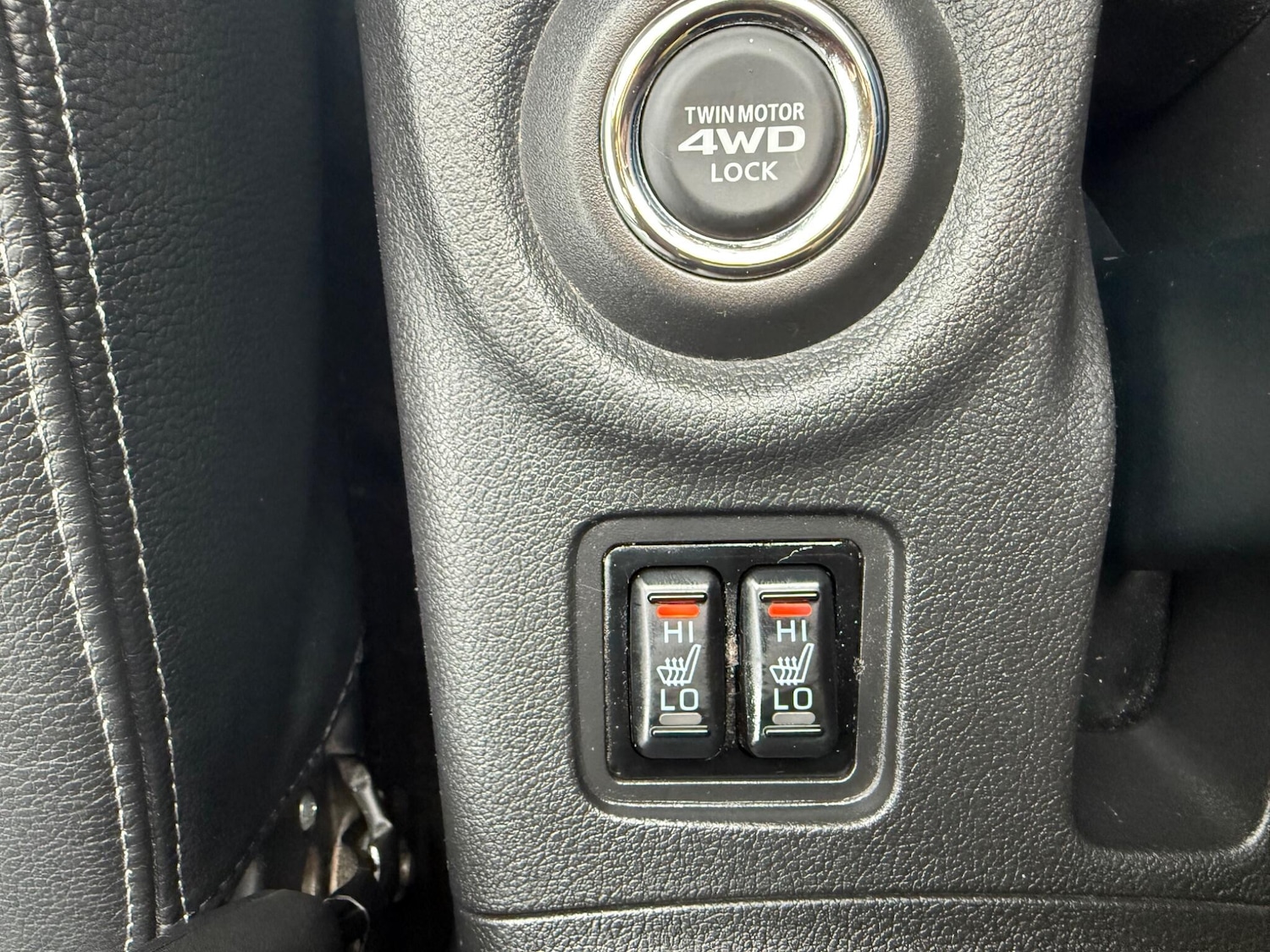 Used Mitsubishi Outlander 2015 for sale - 77411310: Photo 14