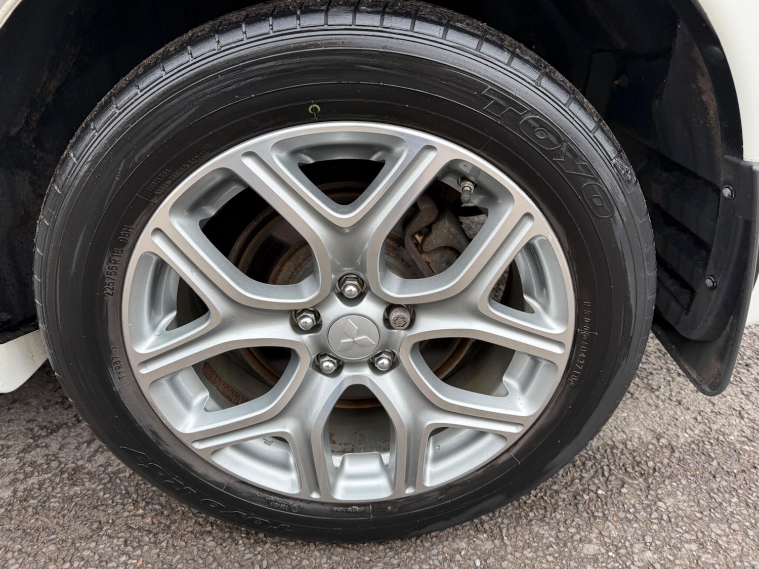 Used Mitsubishi Outlander 2015 for sale - 77411310: Photo 39