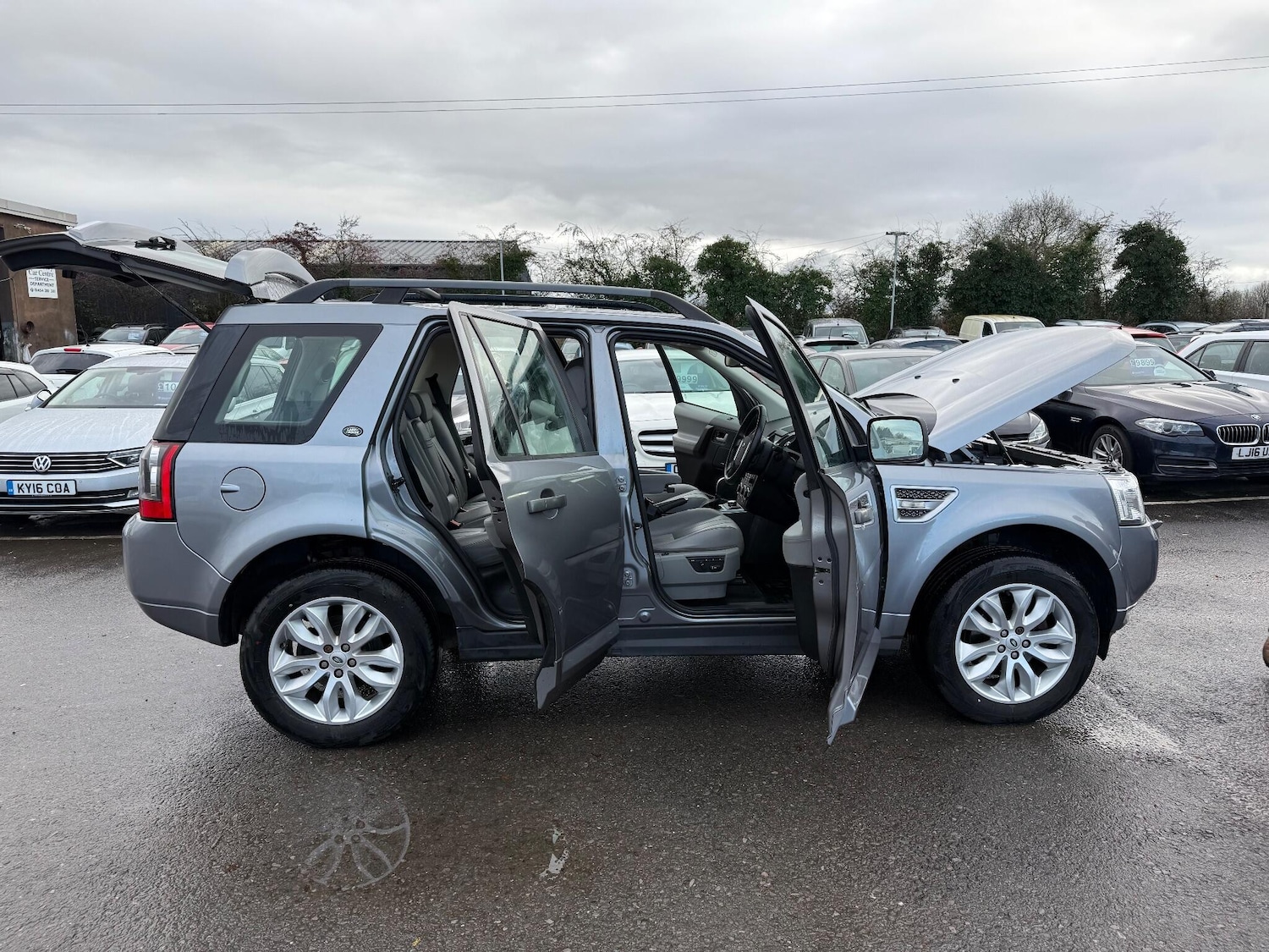 Used Land Rover Freelander 2011 for sale - 76926933: Photo 32