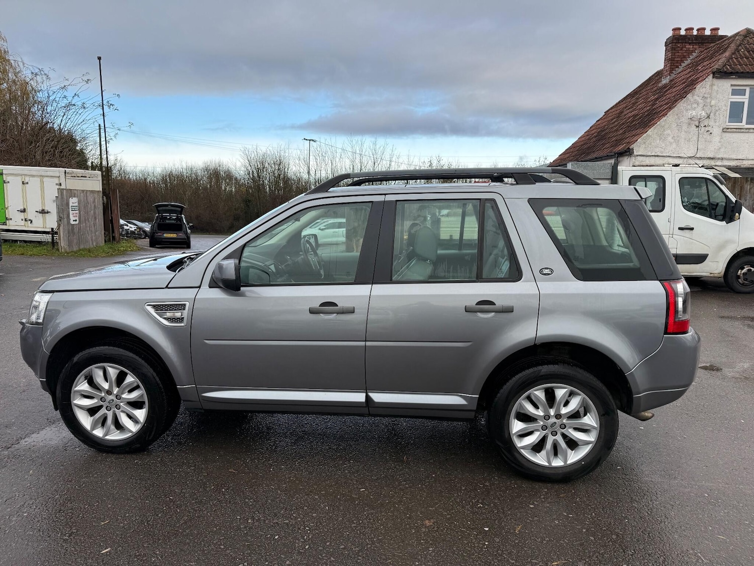 Used Land Rover Freelander 2011 for sale - 76926933: Photo 9