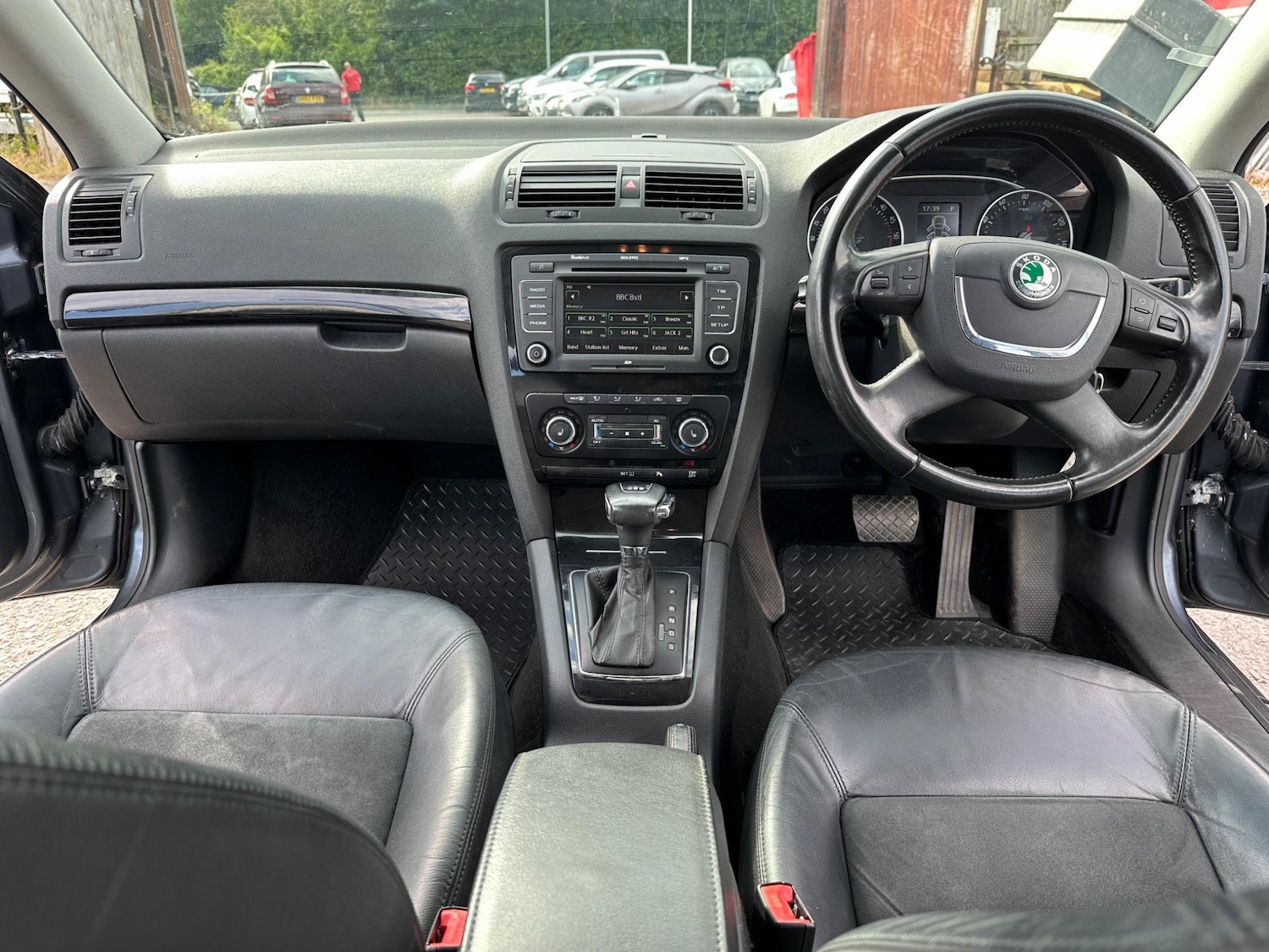 Used Skoda Octavia 2009 for sale - 76645056: Photo 15