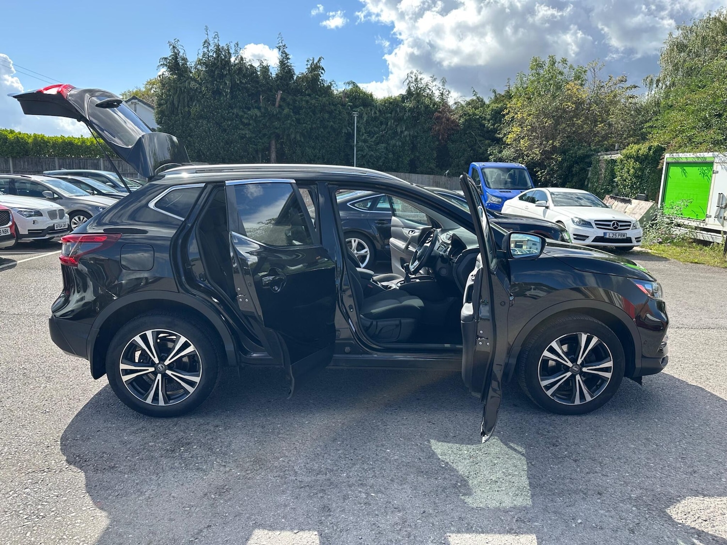 Vehicle 33