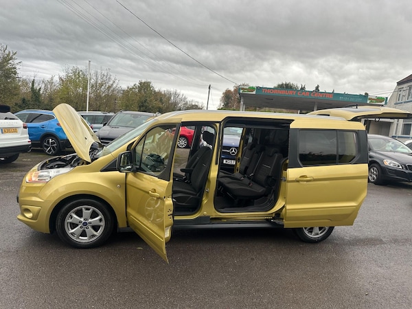 Used Ford Grand Tourneo Connect 2014 for sale - 74477579: Photo 32