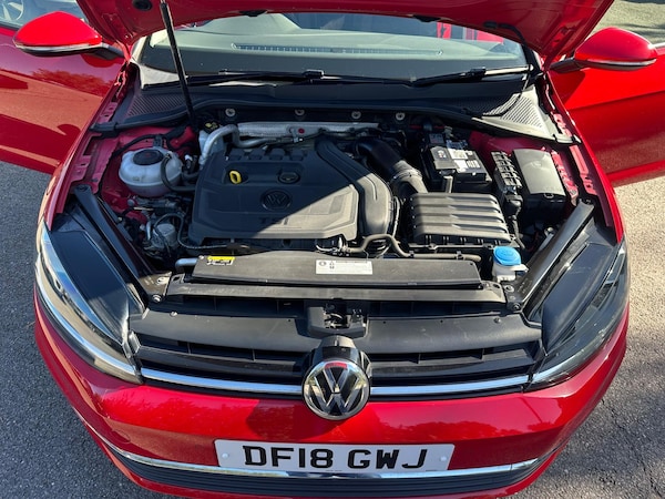 Used Volkswagen Golf 2018 for sale - 76032436: Photo 33
