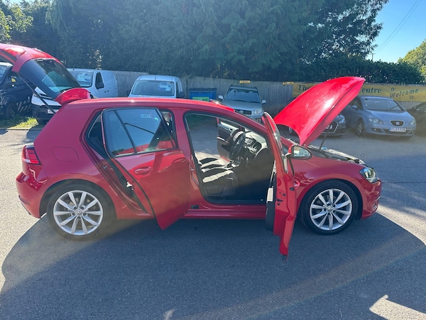 Used Volkswagen Golf 2018 for sale - 76032436: Photo 36