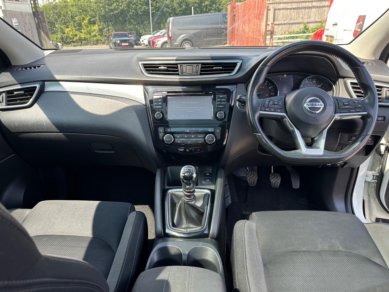 Used Nissan Qashqai 2017 for sale - 77351539: Photo 16