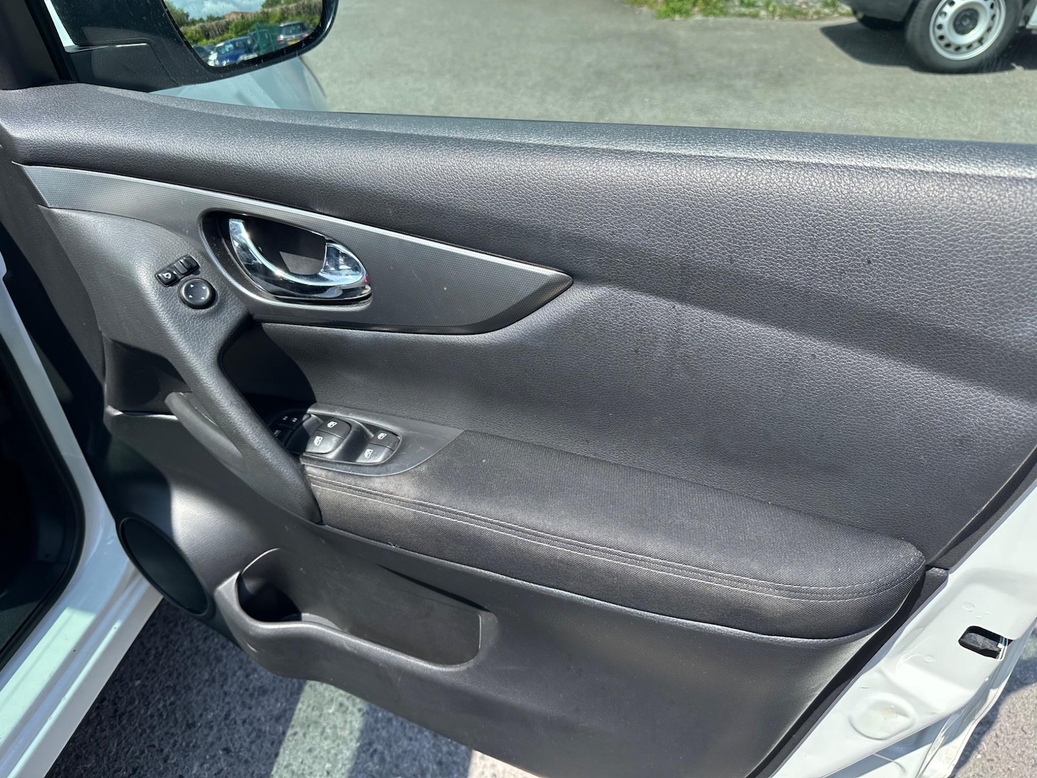 Used Nissan Qashqai 2017 for sale - 77351539: Photo 27