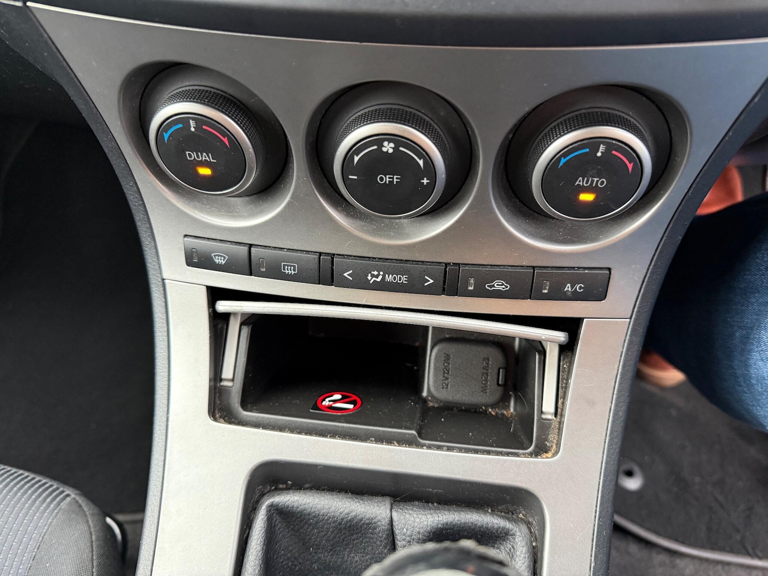 Used Mazda Mazda3 2010 for sale - 76886903: Photo 11