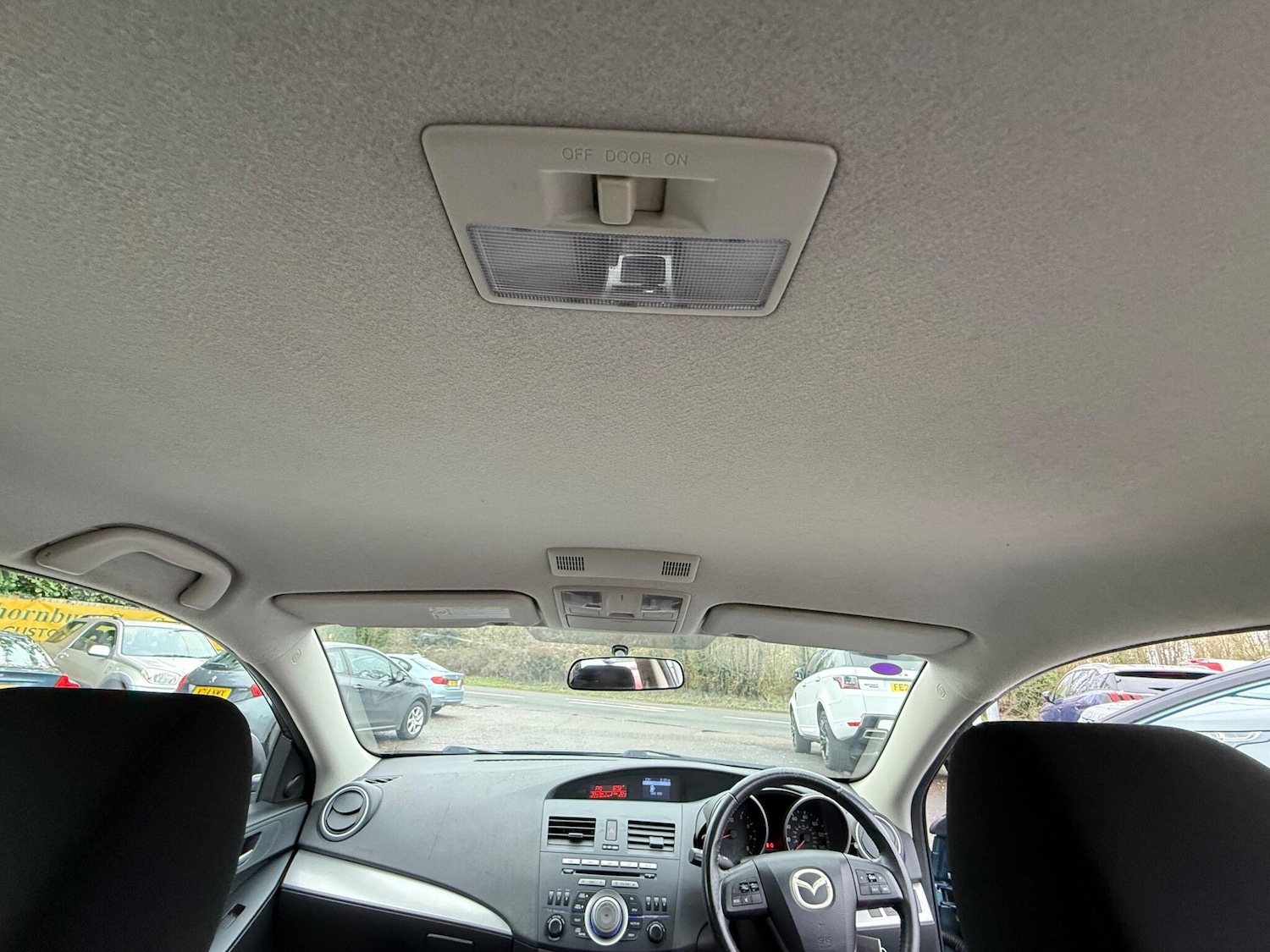 Used Mazda Mazda3 2010 for sale - 76886903: Photo 14