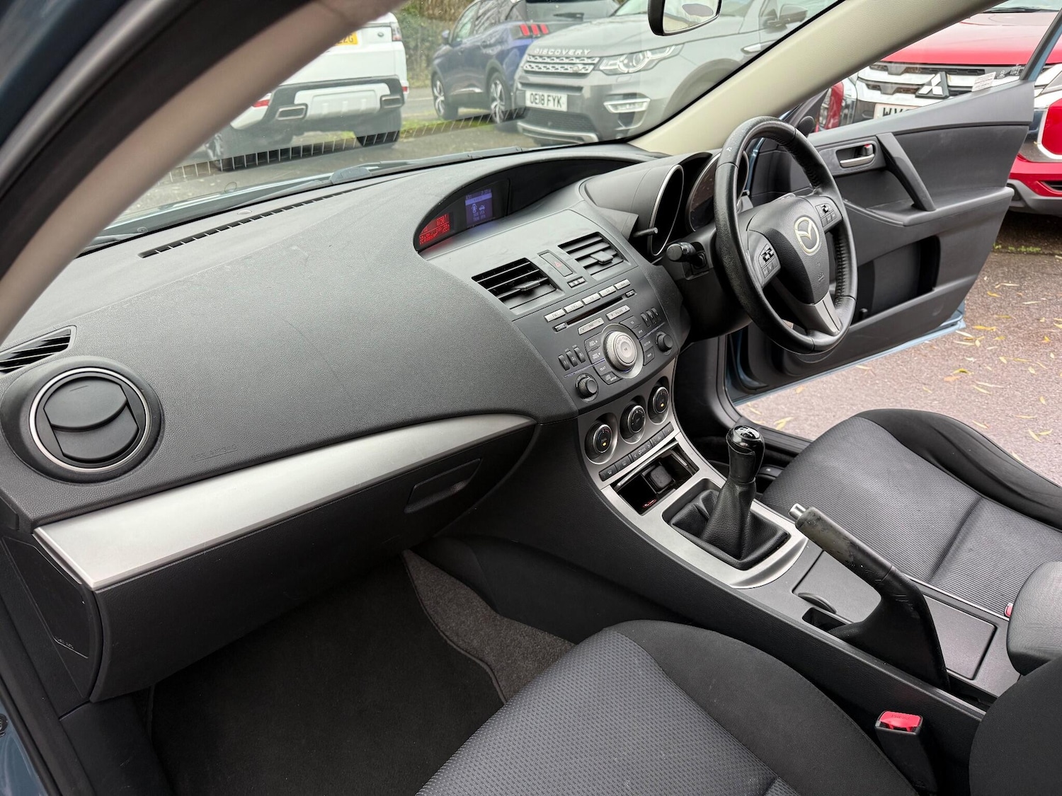 Used Mazda Mazda3 2010 for sale - 76886903: Photo 15