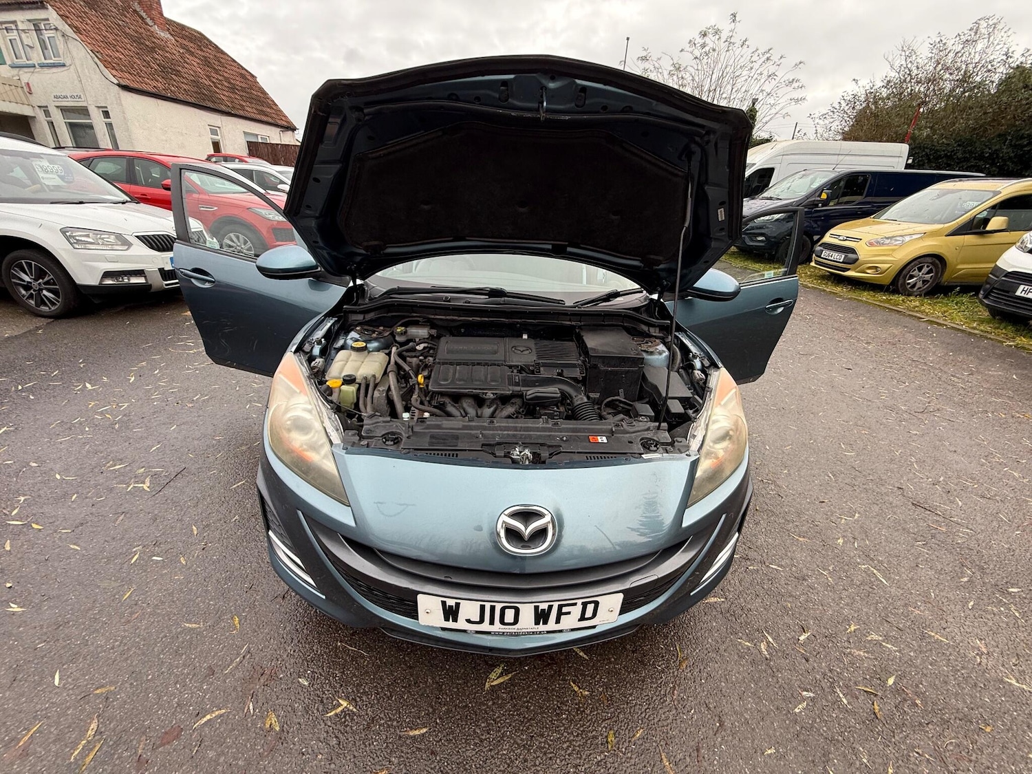 Used Mazda Mazda3 2010 for sale - 76886903: Photo 25