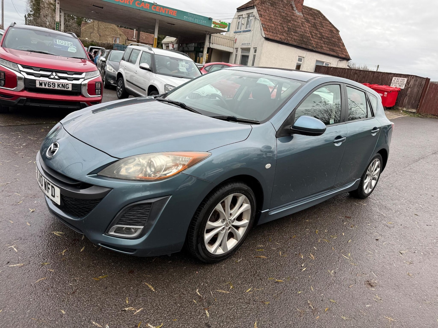 Used Mazda Mazda3 2010 for sale - 76886903: Photo 4