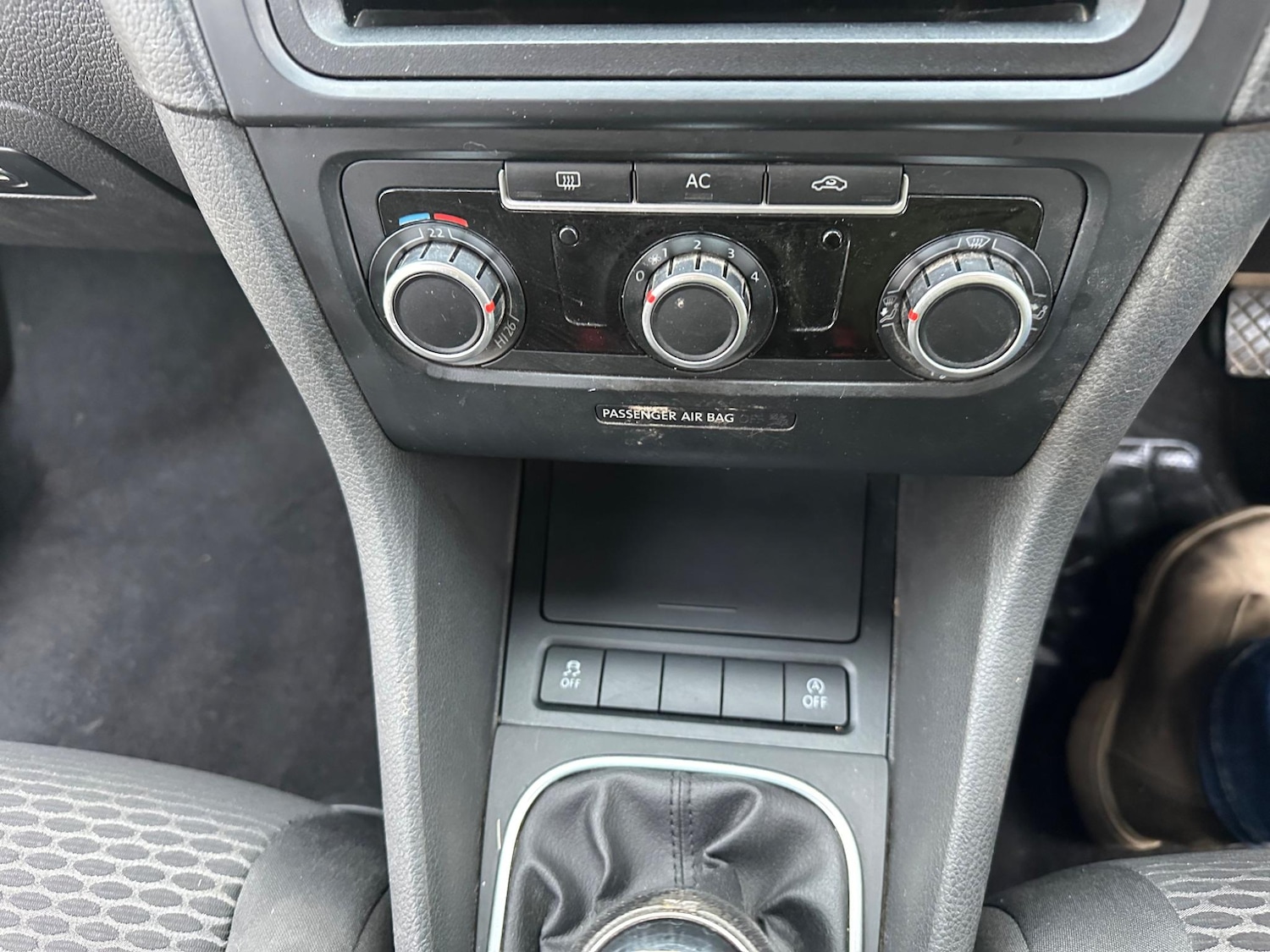 Used Volkswagen Golf 2010 for sale - 76991107: Photo 10