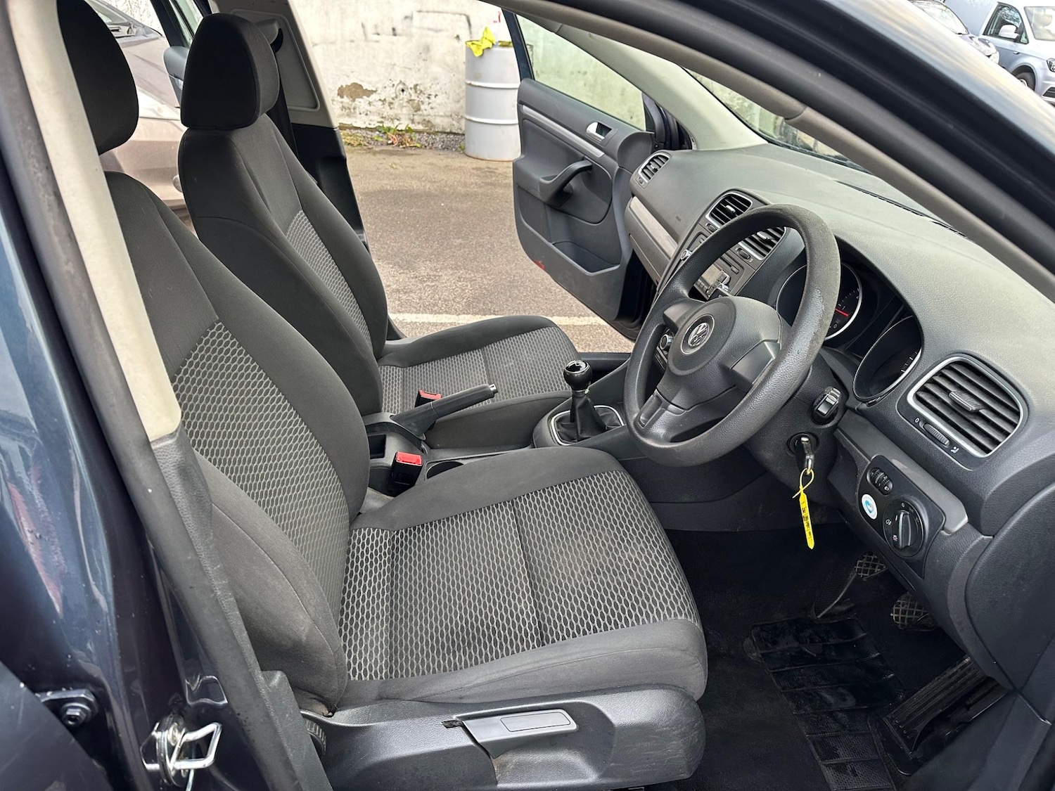 Used Volkswagen Golf 2010 for sale - 76991107: Photo 12