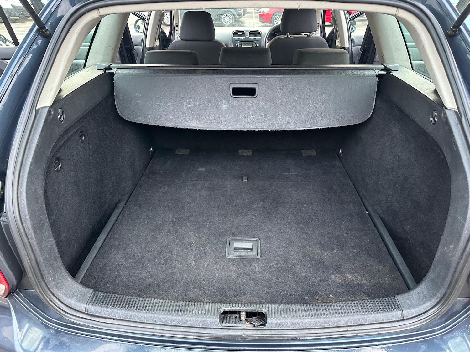 Used Volkswagen Golf 2010 for sale - 76991107: Photo 16