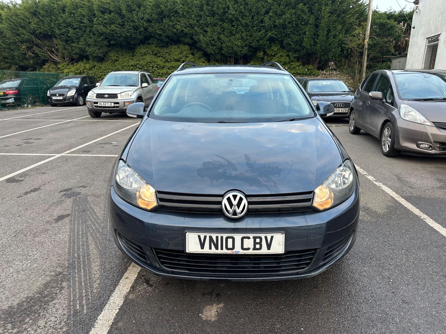 Used Volkswagen Golf 2010 for sale - 76991107: Photo 2