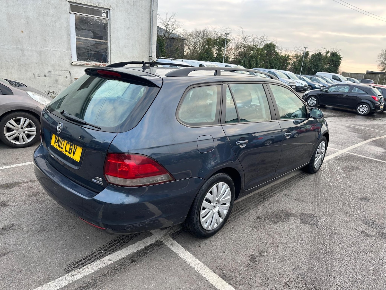 Used Volkswagen Golf 2010 for sale - 76991107: Photo 6