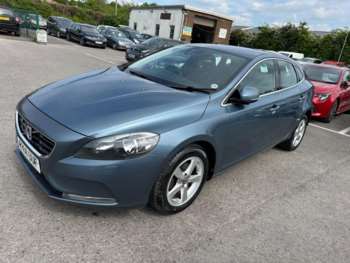 Used Volvo V40 2014 for sale - 74611653: Photo