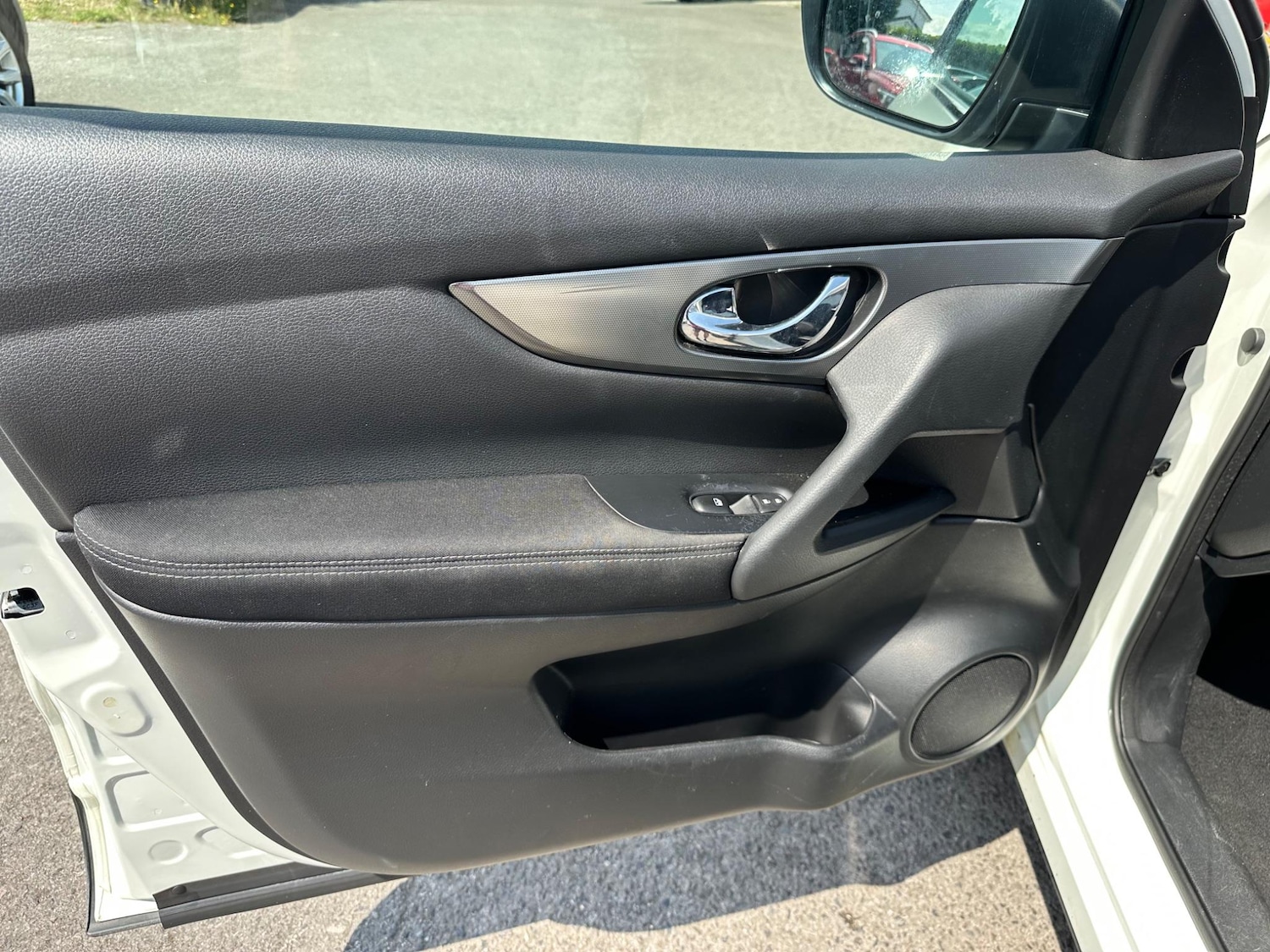 Used Nissan Qashqai 2017 for sale - 76991869: Photo 22