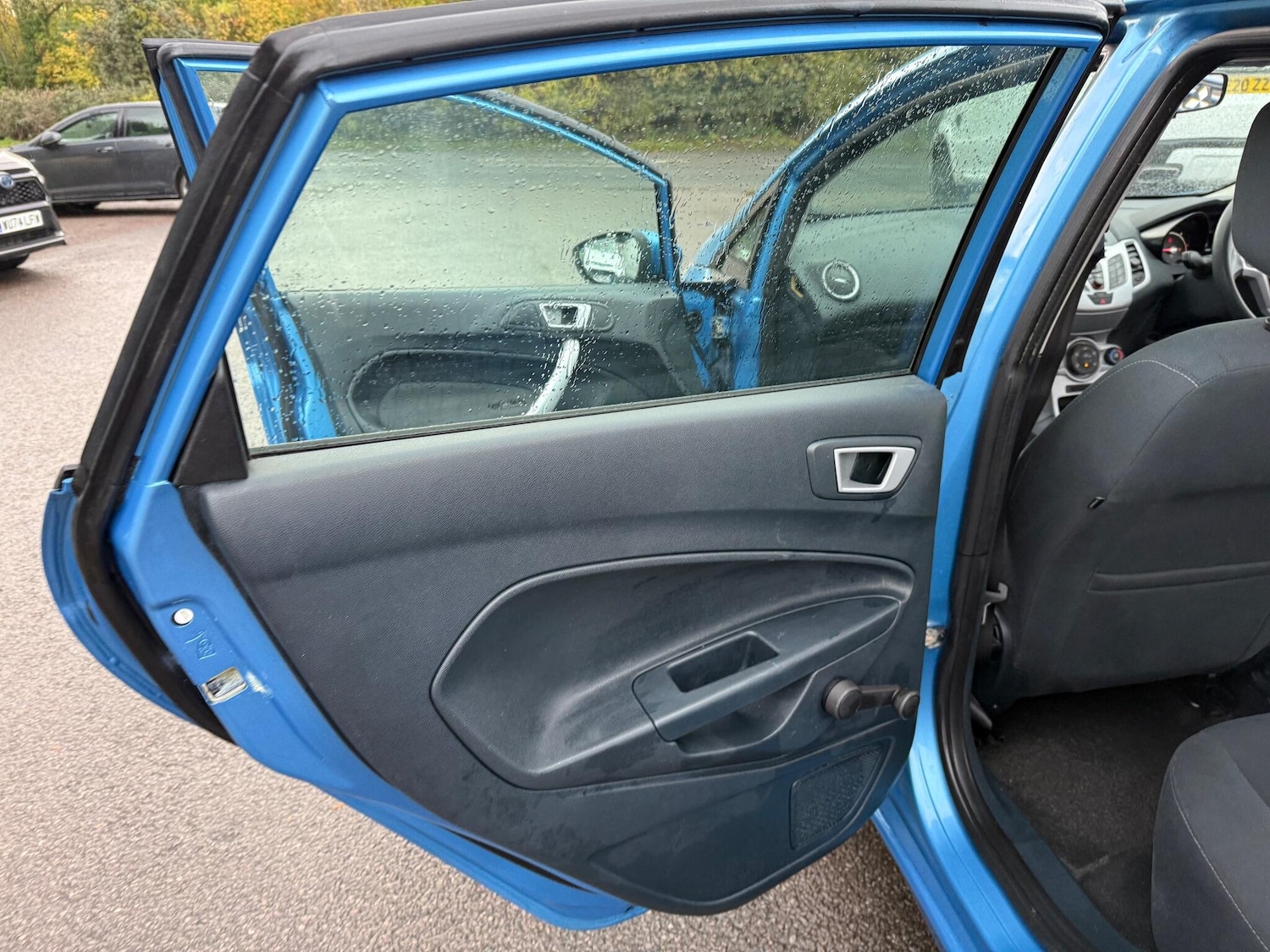 Used Ford Fiesta 2012 for sale - 77625786: Photo 17