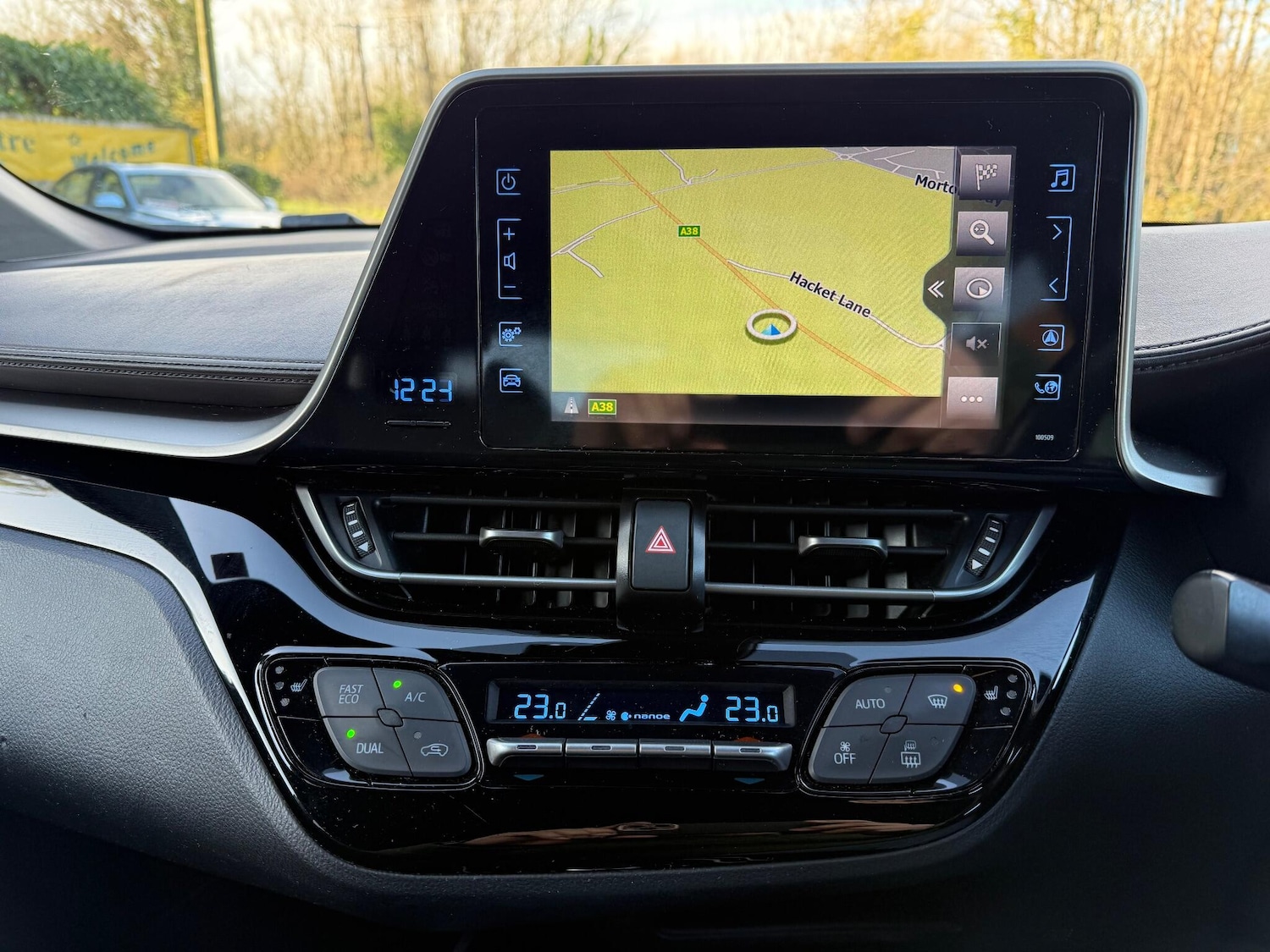 Used Toyota C-HR 2018 for sale - 76780774: Photo 10