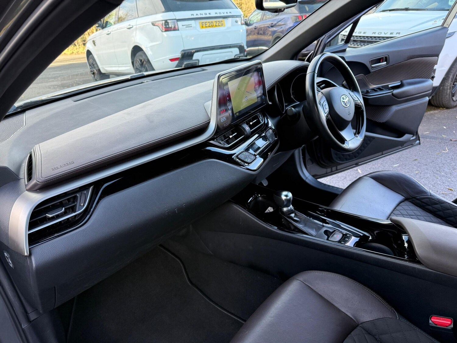 Used Toyota C-HR 2018 for sale - 76780774: Photo 18