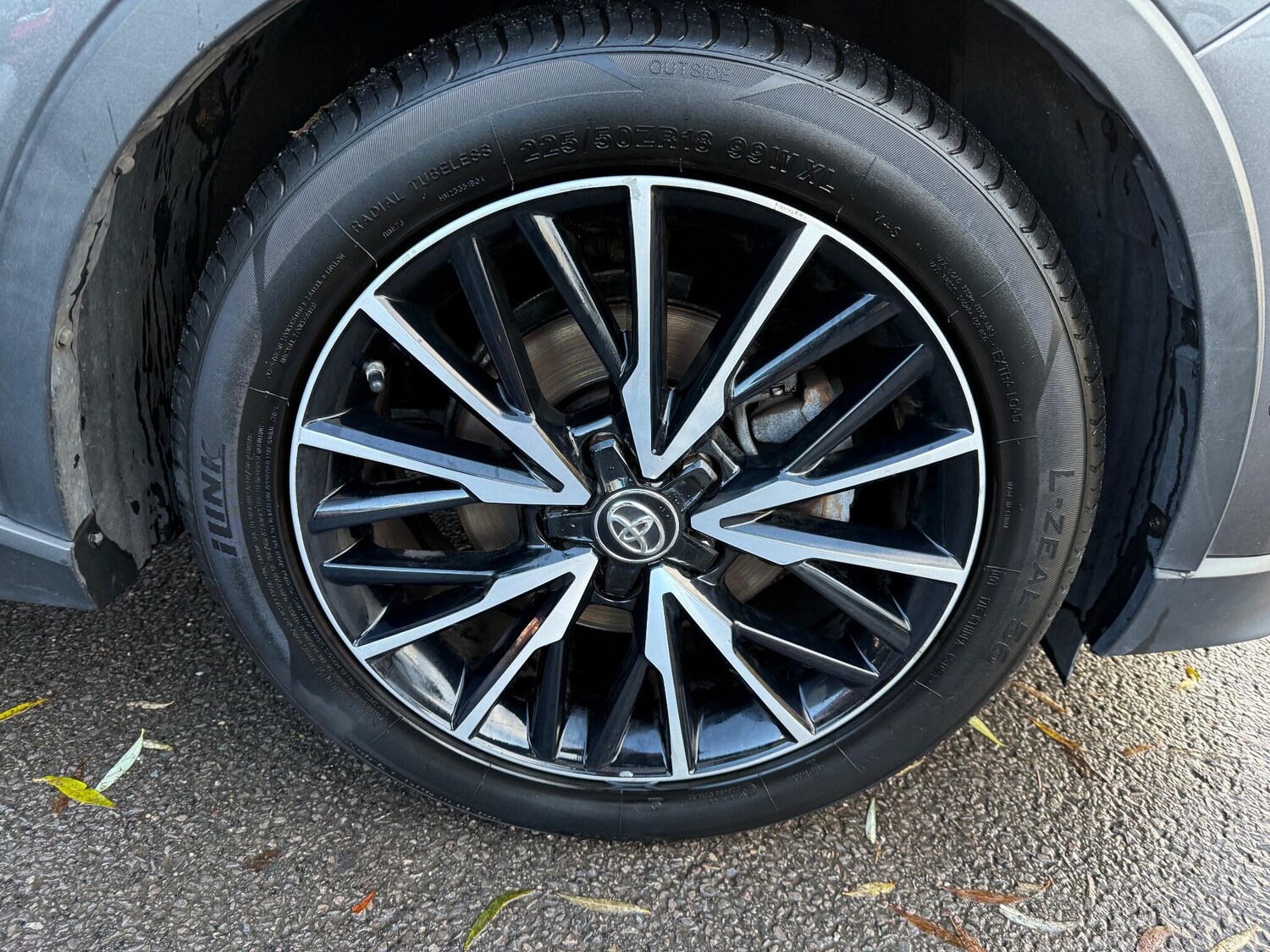 Used Toyota C-HR 2018 for sale - 76780774: Photo 36