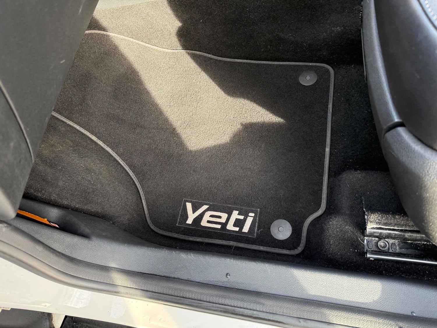 Used Skoda Yeti 2011 for sale - 76592684: Photo 17