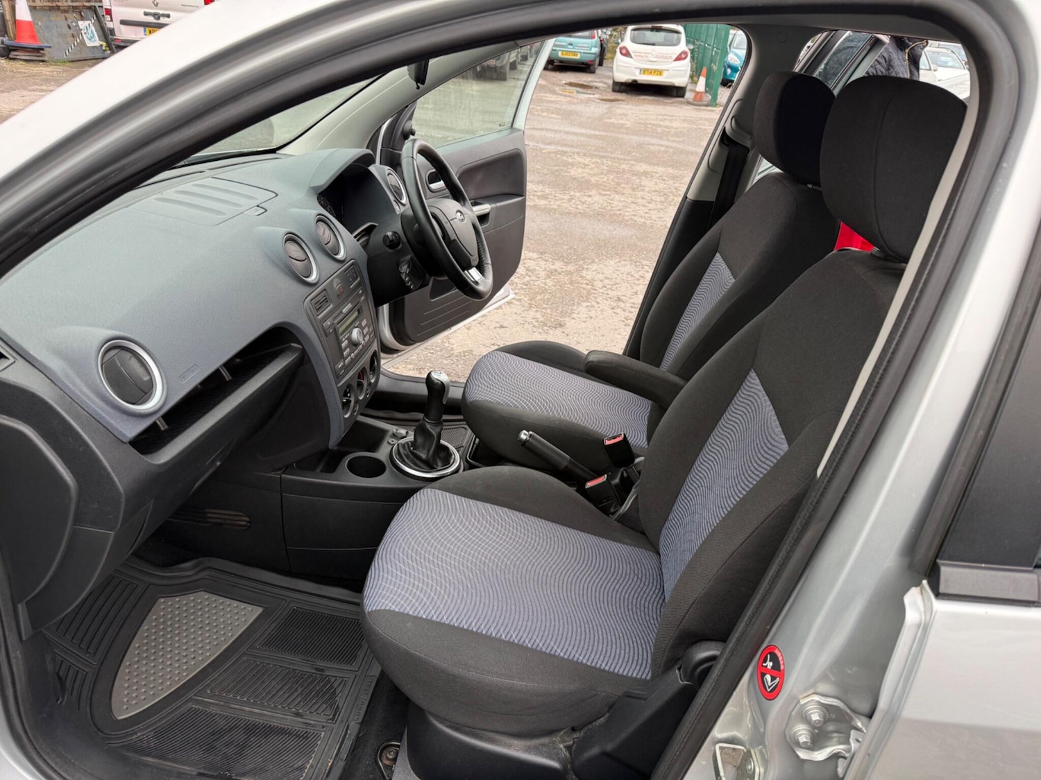 Used Ford Fusion 2011 for sale - 77611791: Photo 15