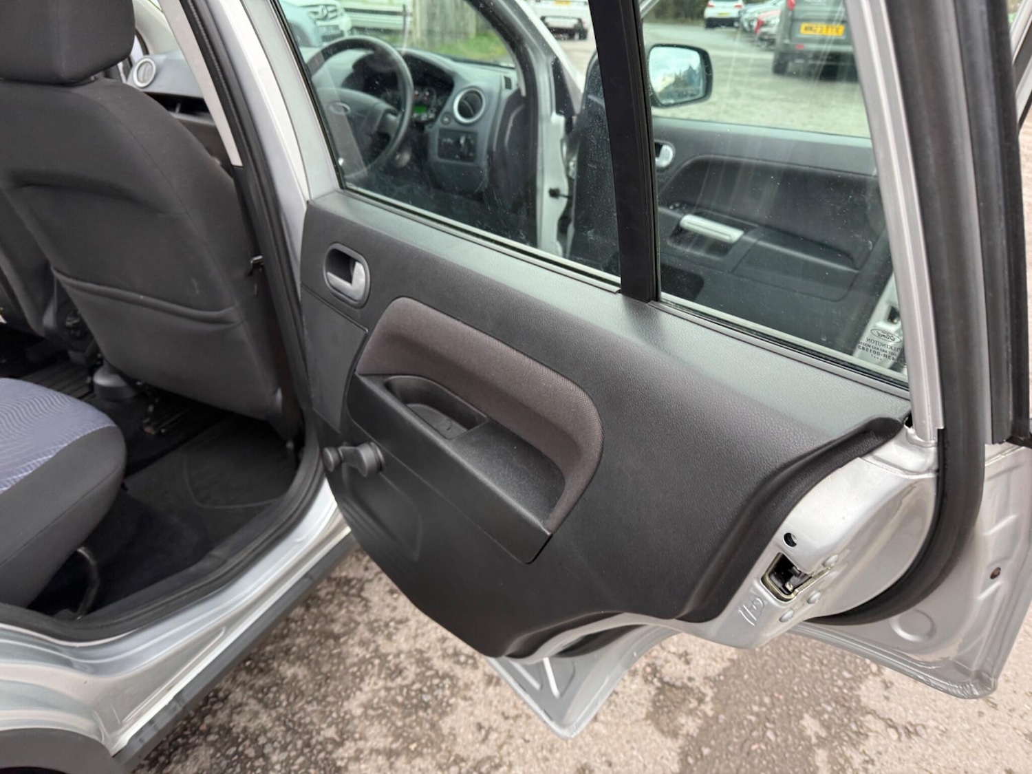 Used Ford Fusion 2011 for sale - 77611791: Photo 21