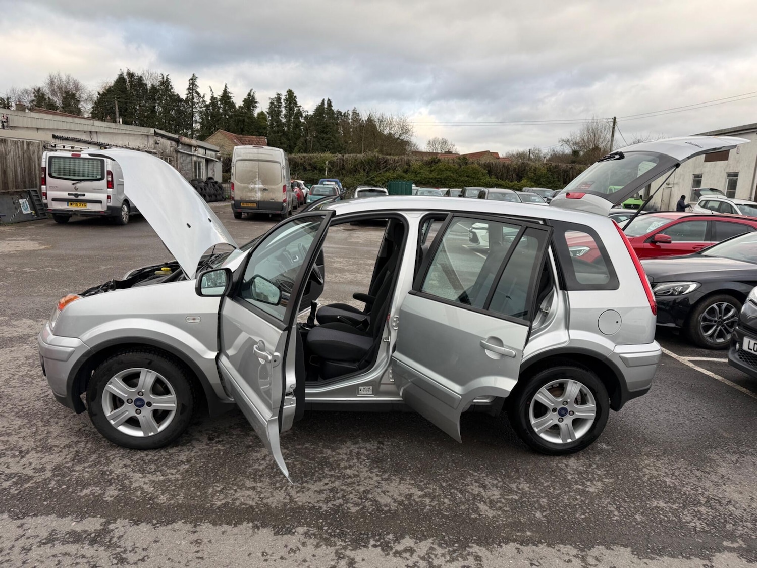 Used Ford Fusion 2011 for sale - 77611791: Photo 26