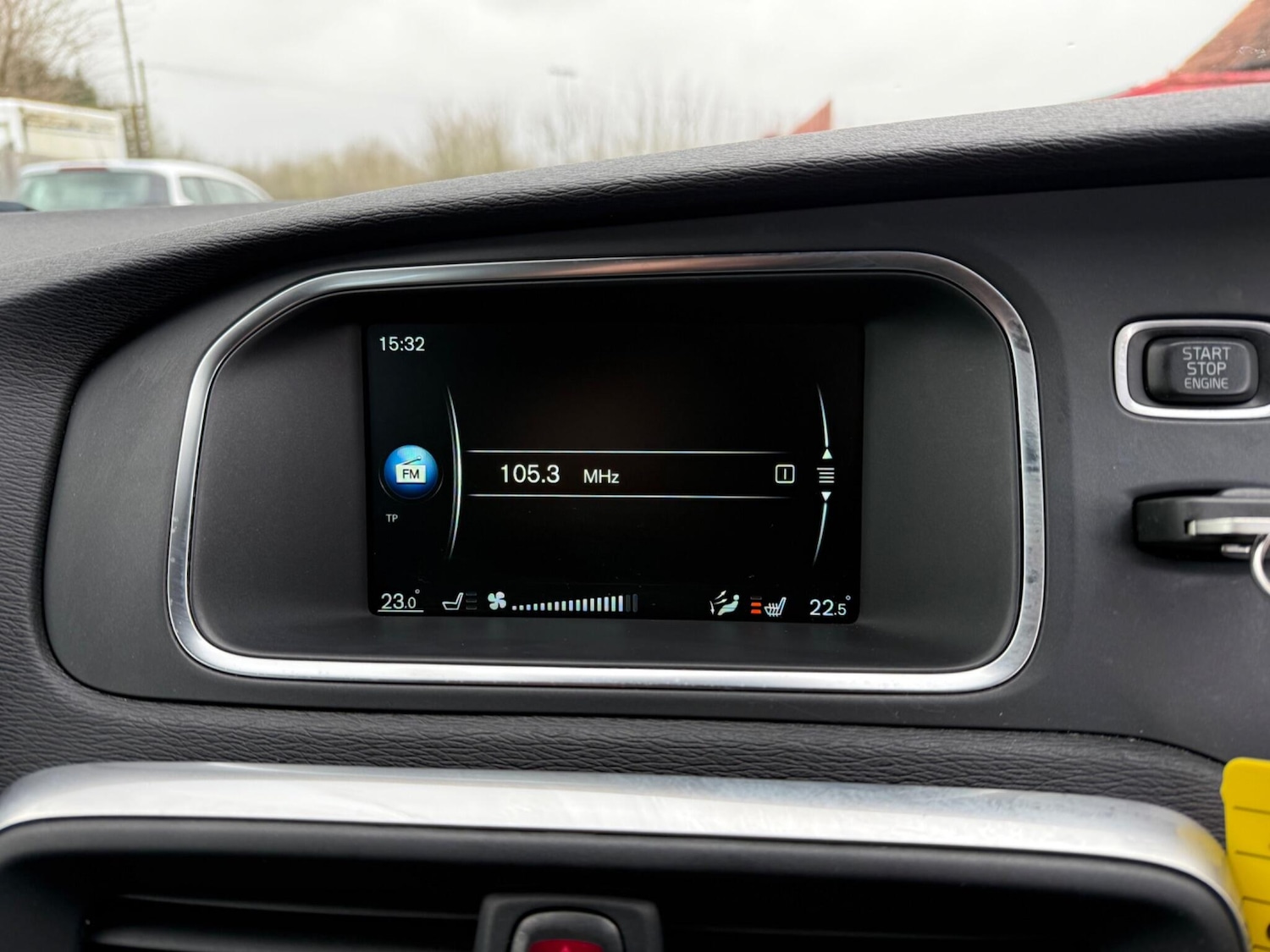 Used Volvo V40 2016 for sale - 77625682: Photo 10