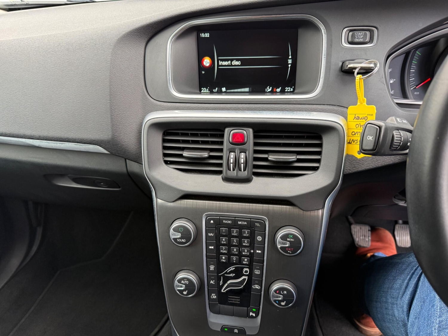 Used Volvo V40 2016 for sale - 77625682: Photo 12