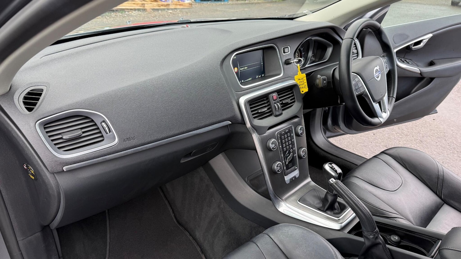 Used Volvo V40 2016 for sale - 77625682: Photo 15