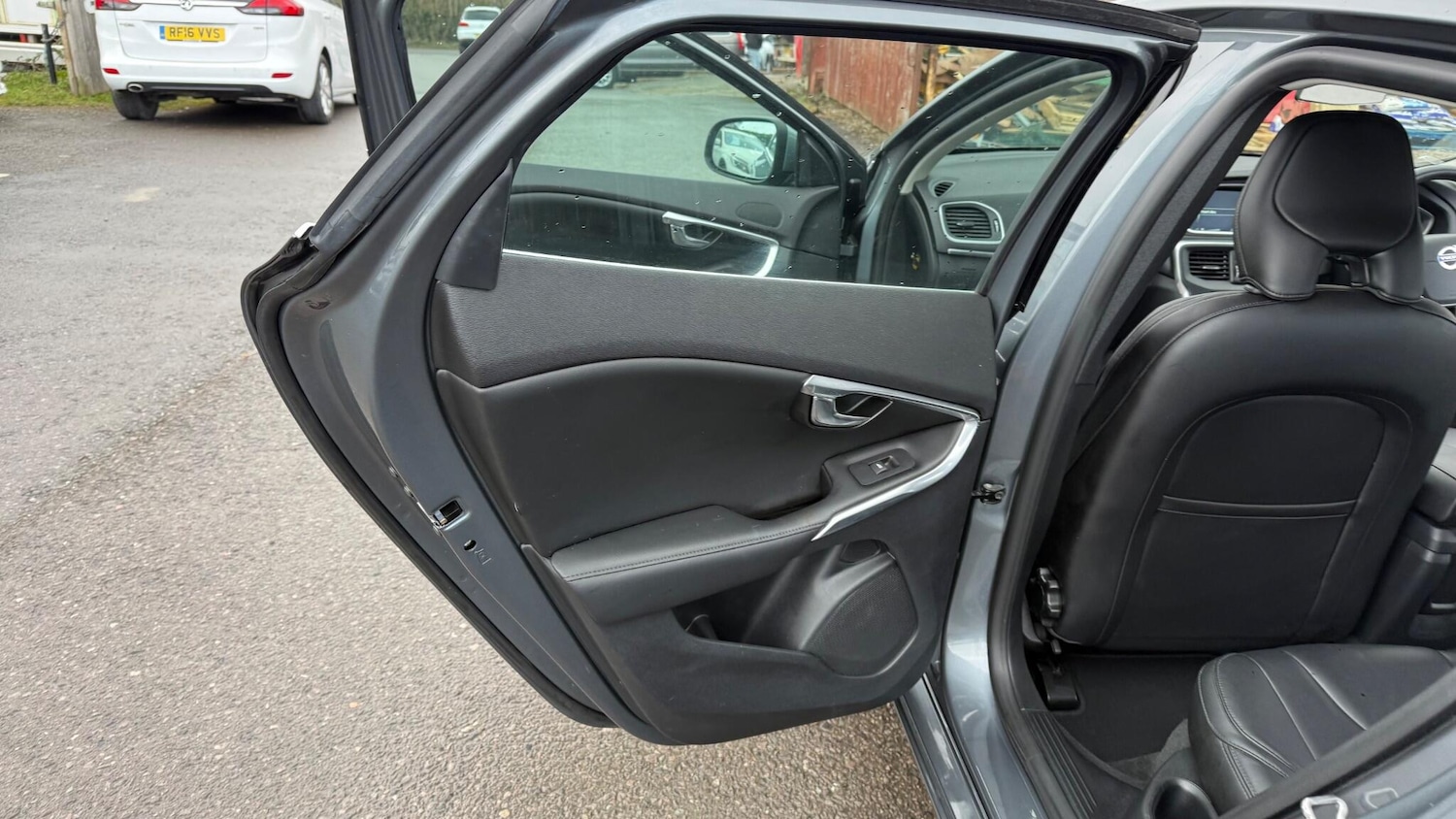 Used Volvo V40 2016 for sale - 77625682: Photo 22