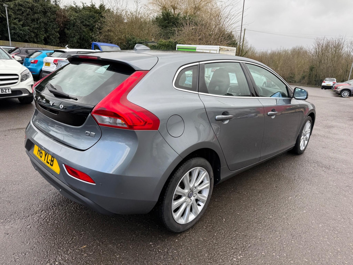 Used Volvo V40 2016 for sale - 77625682: Photo 7