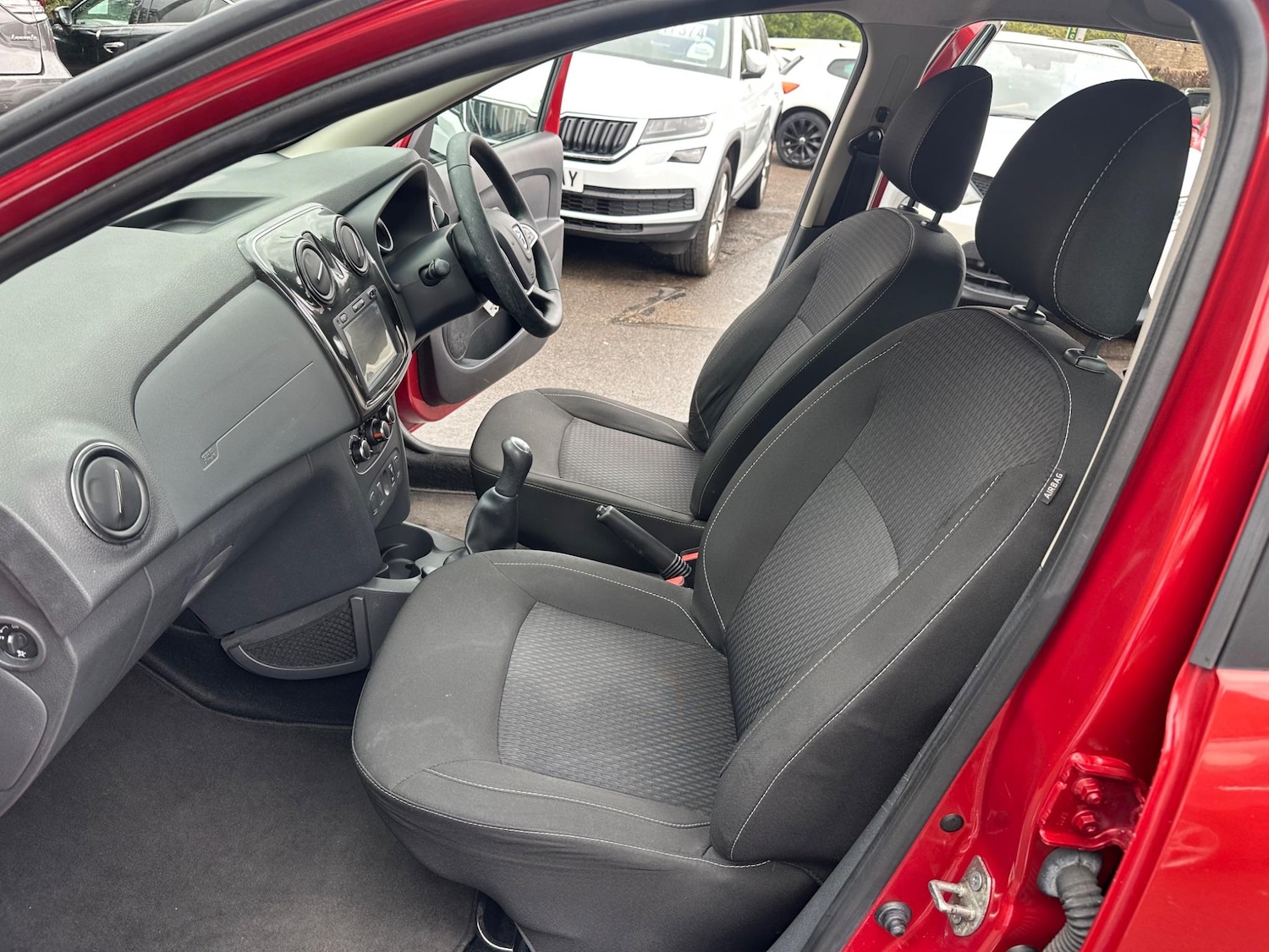 Used Dacia Sandero 2017 for sale - 77598552: Photo 13