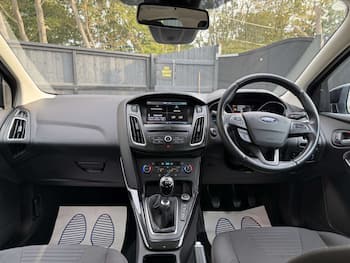 Used Ford Focus 2016 for sale - 79697459: Photo