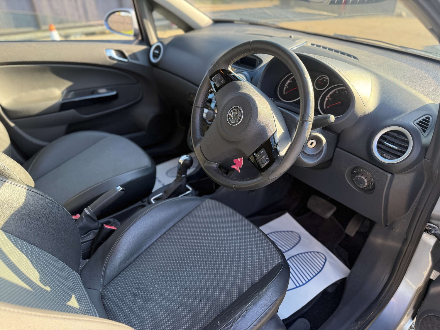 Used Vauxhall Corsa 2007 for sale - 78112484: Photo 4