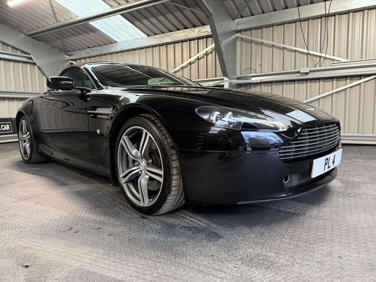 Used Aston Martin Vantage 2008 for sale - 77851733: Photo 29