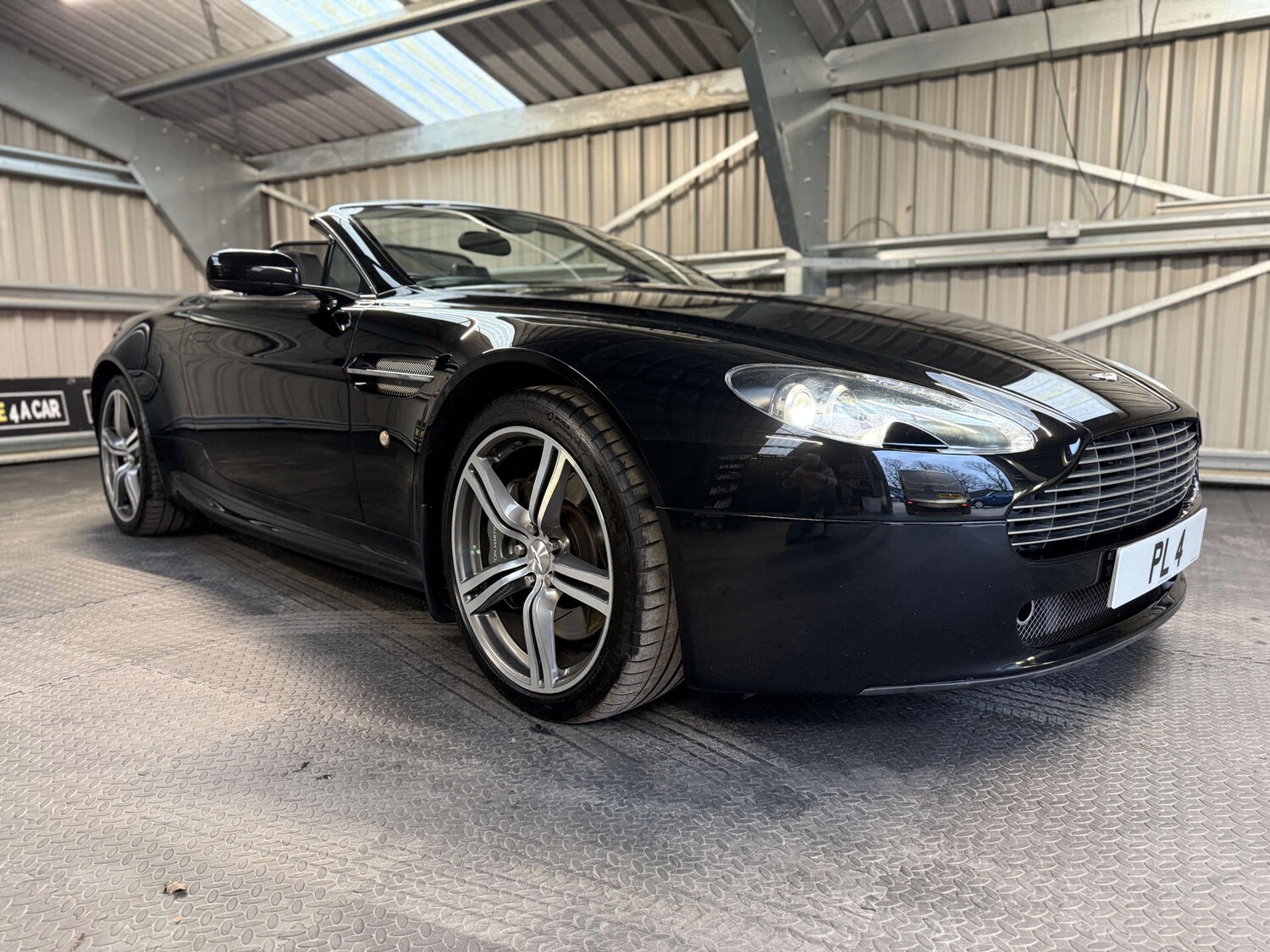 Used Aston Martin Vantage 2008 for sale - 77851733: Photo 31
