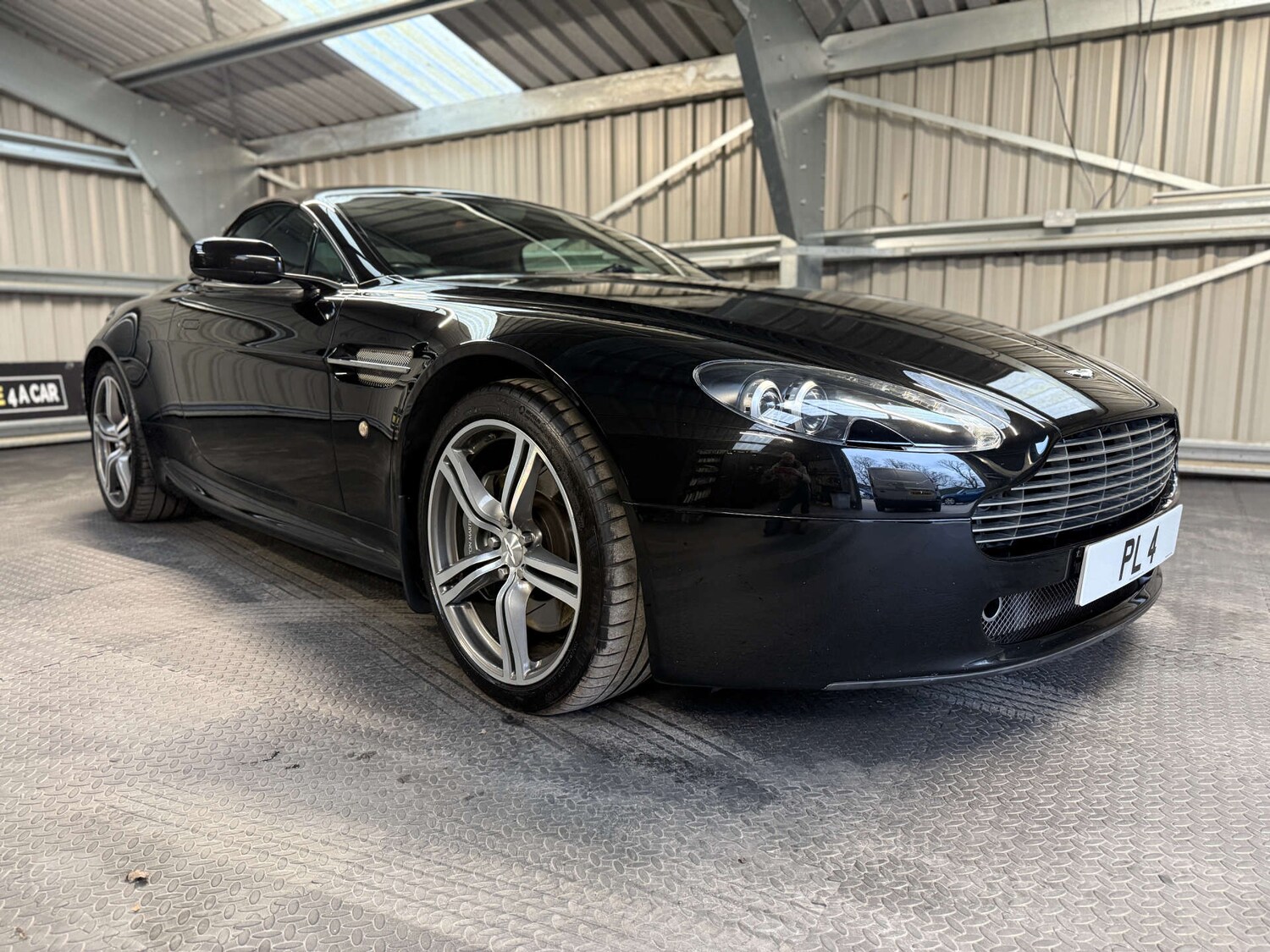 Used Aston Martin Vantage 2008 for sale - 77851733: Photo 33
