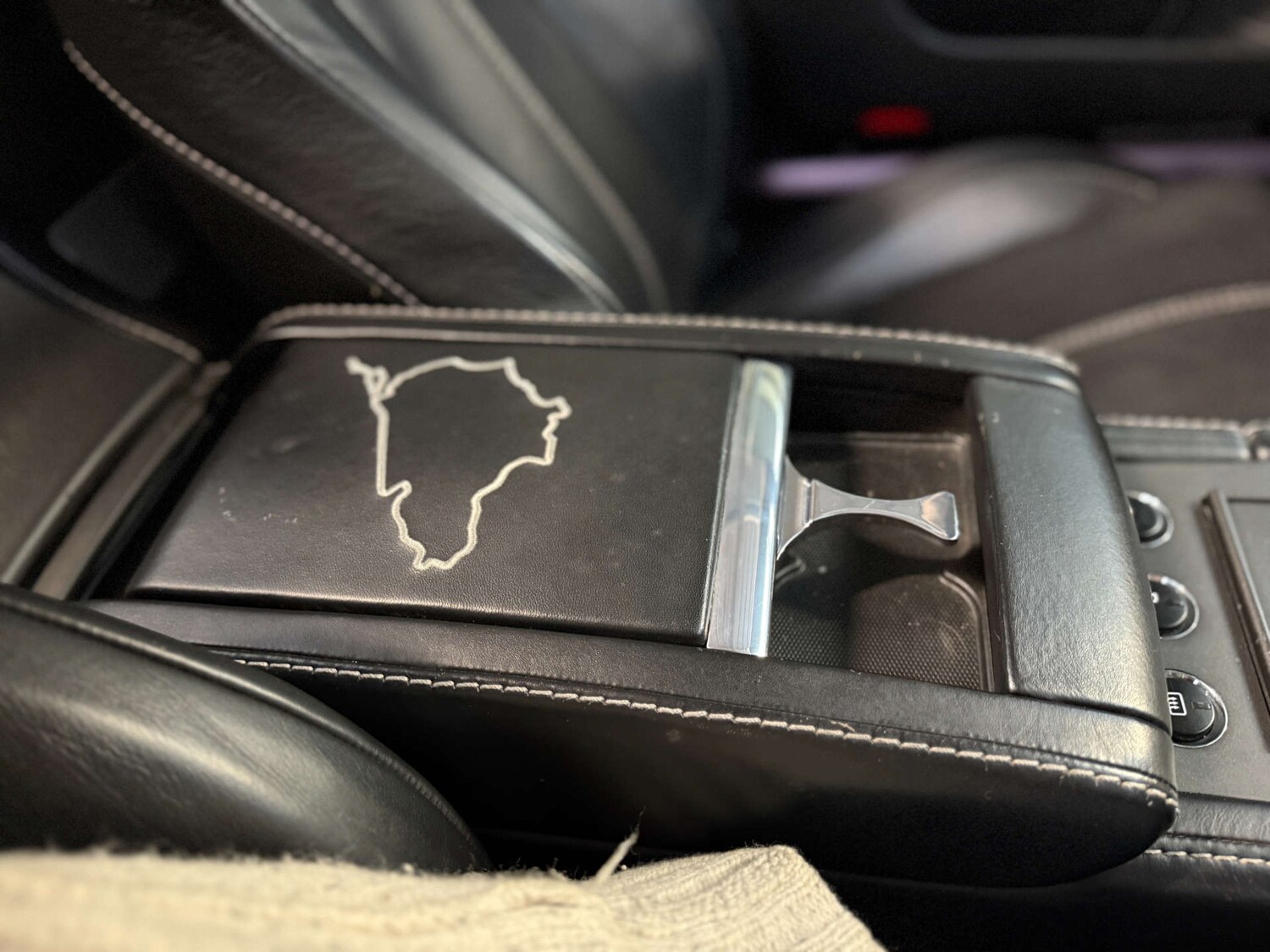 Used Aston Martin Vantage 2008 for sale - 77851733: Photo 98