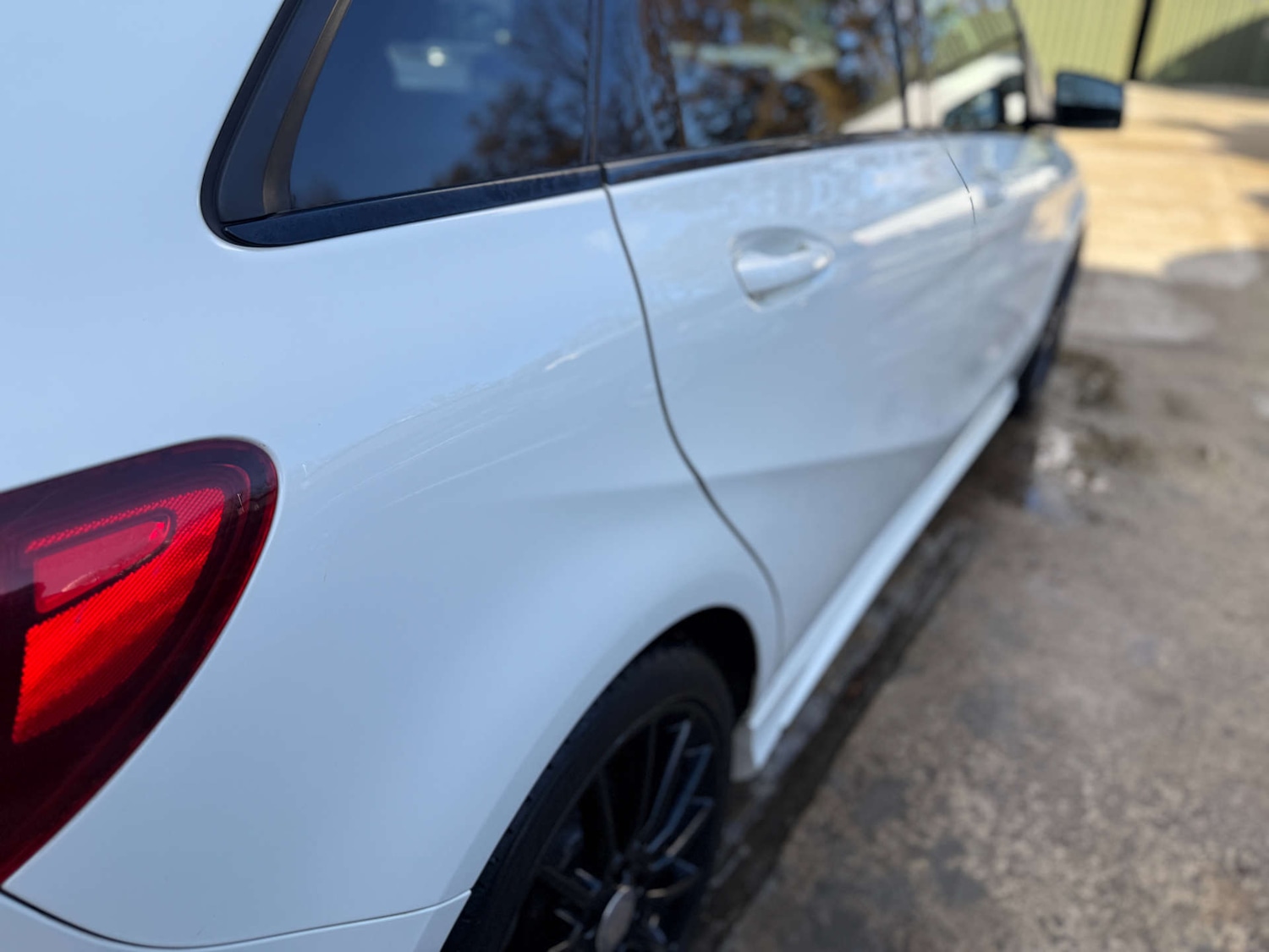 Used Mercedes-Benz B Class 2015 for sale - 77262697: Photo 32