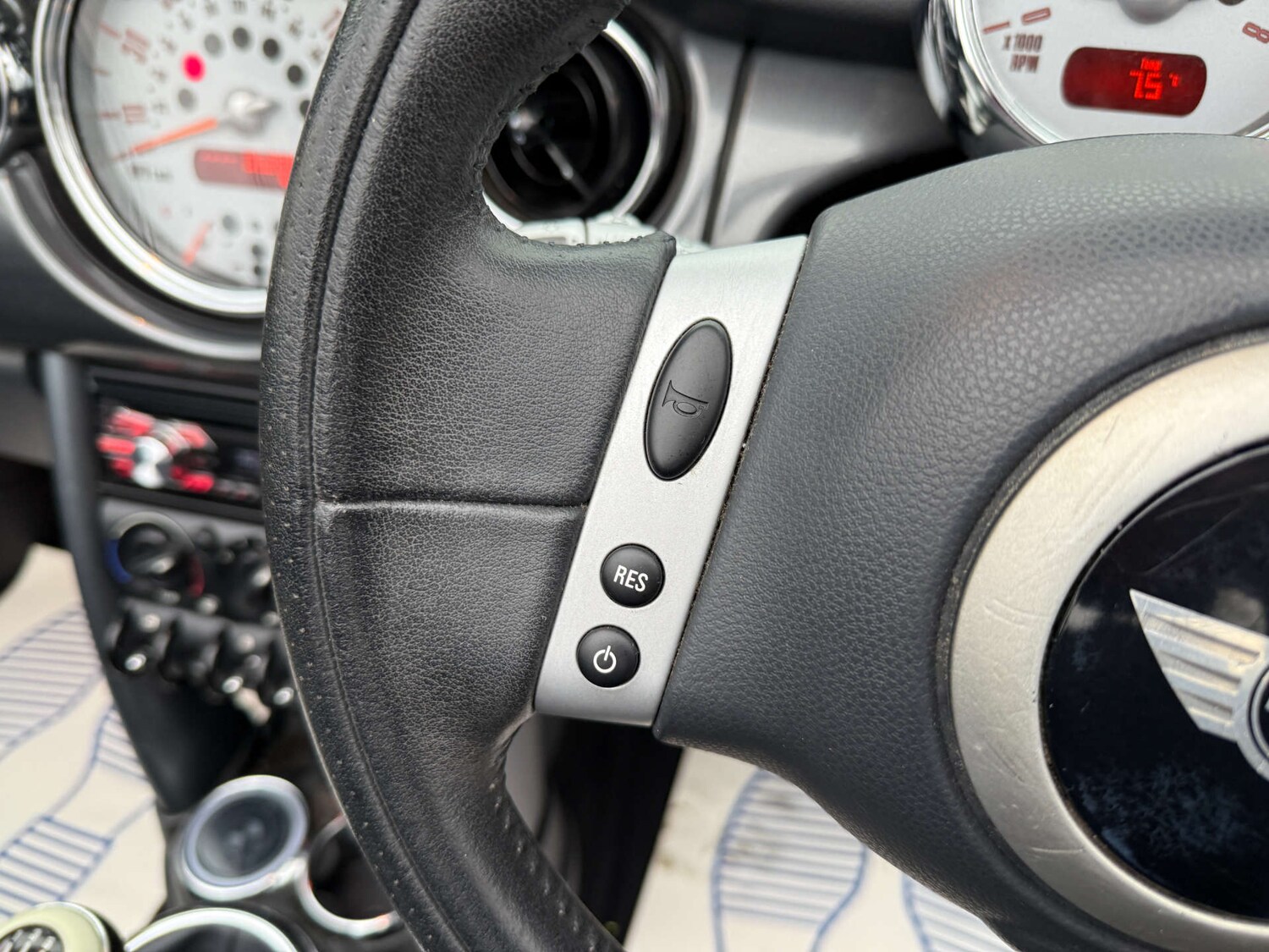 Used MINI Convertible 2007 for sale - 77494248: Photo 44