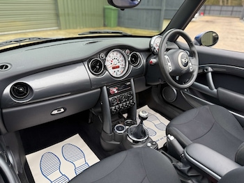 Used MINI Convertible 2007 for sale - 77494248: Photo