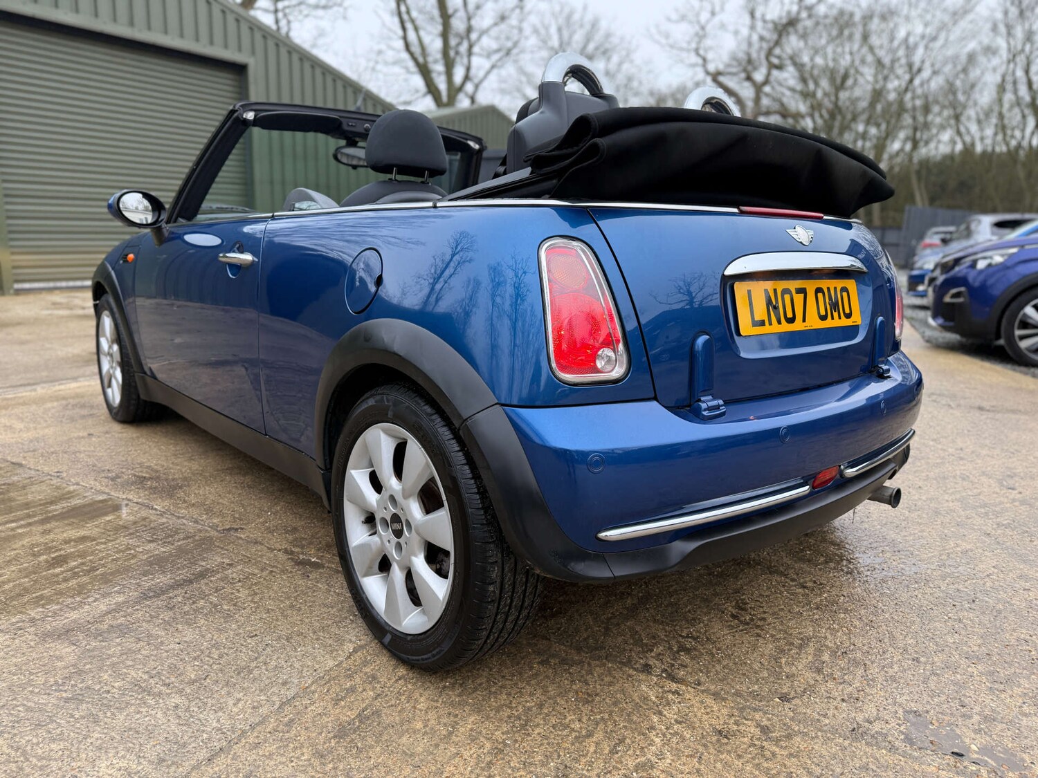 Used MINI Convertible 2007 for sale - 77494248: Photo 8
