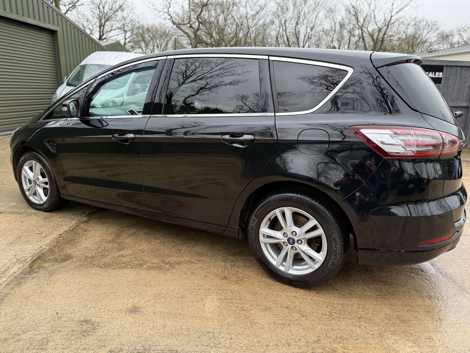 Used Ford S-Max 2018 for sale - 77594876: Photo 19