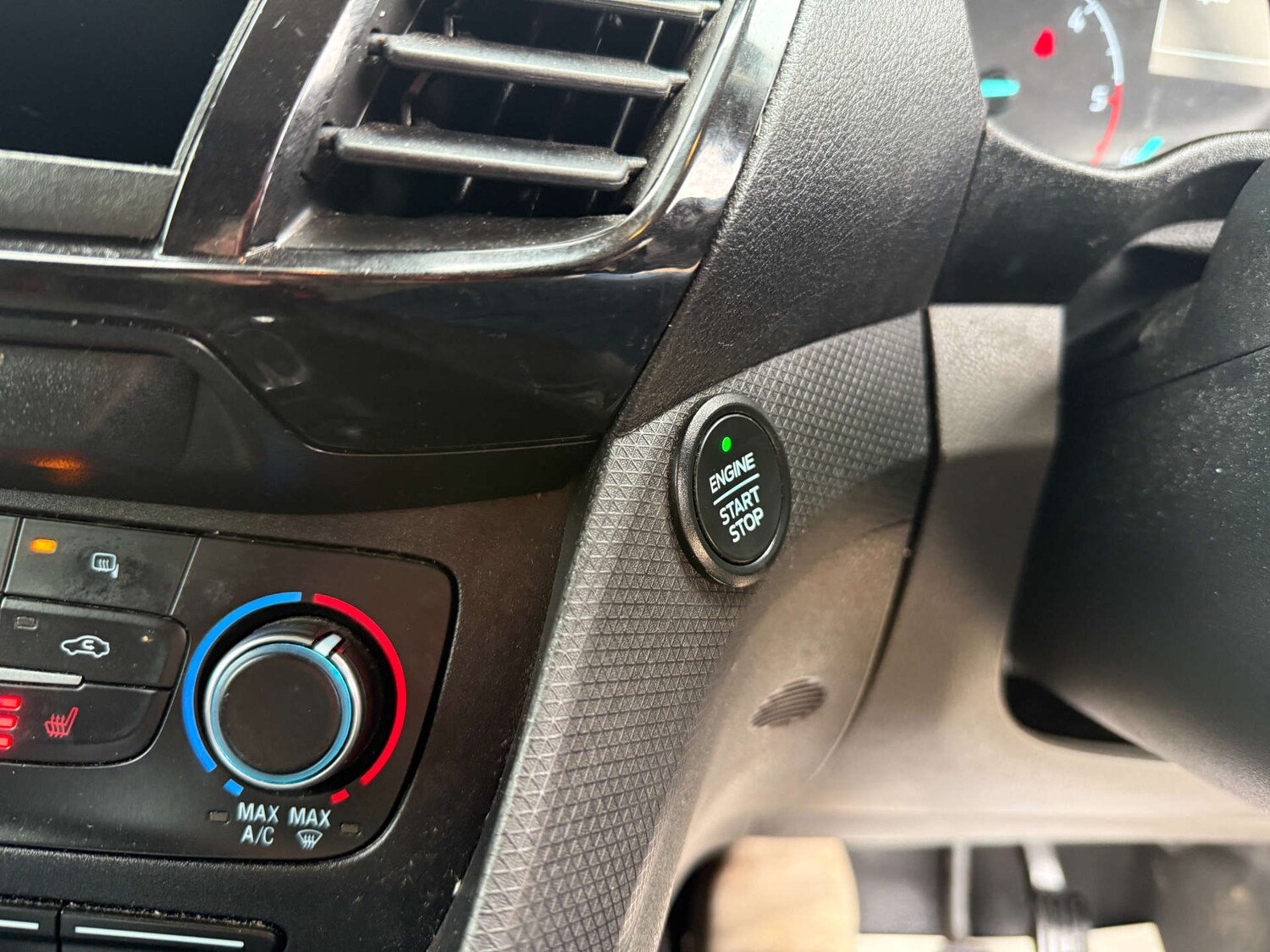 Used Ford Transit Connect 2019 for sale - 77745644: Photo 73